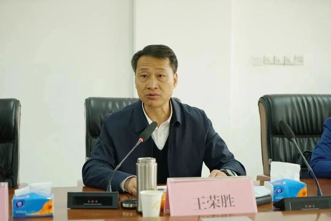 1724657969897460.jpg de6d9e873d15d3eccb362d27e228b3e.jpg